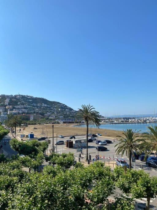 Primera Linea De Mar Y Playa Roses Esterno foto